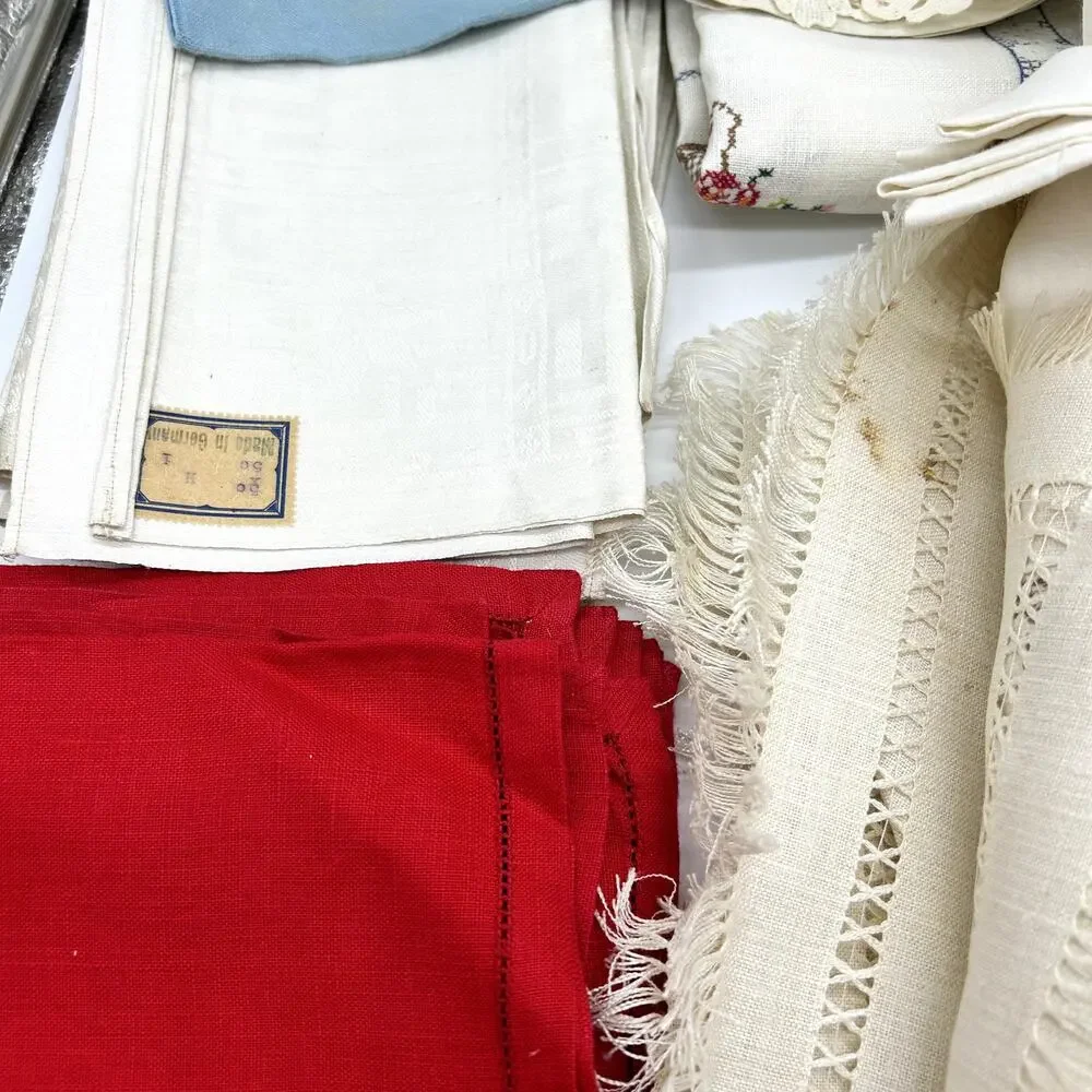 Vintage Table Linens Lot Stained Upcycling Napkins Placemats Floral Embroidered
